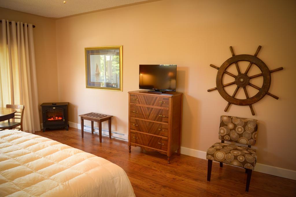 Ocean Mist Guesthouse Ucluelet Exterior foto